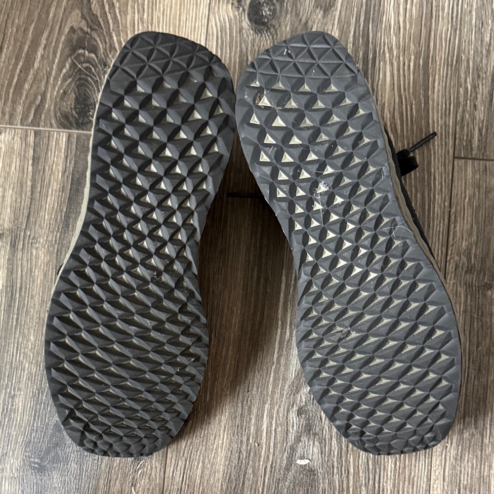 NOBULL Black Athletic Shoes - Picture 3 of 4